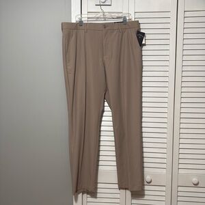Callaway Golf Pants Stretch waistband opti-dry 38W 32L chinchilla new with tag
